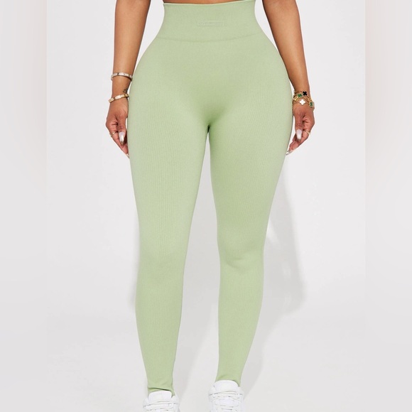 Fashion Nova Other - New Fashion Nova Seamless tights Size medium Green